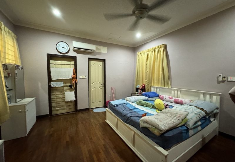 Renovated Double Storey Superlink Tropika Bukit Jelutong Shah Alam For Sale