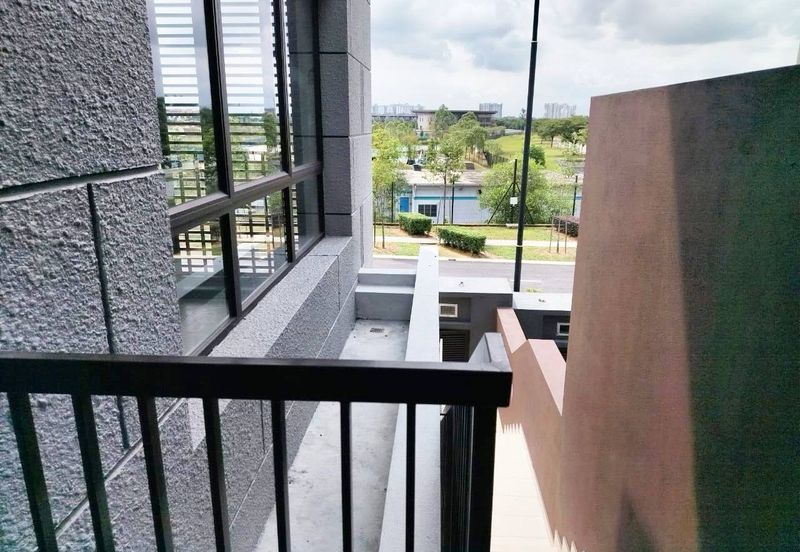 3 Storey Terrace Type B Fasa 2 The Mulia Residences Cyberjaya For Sale