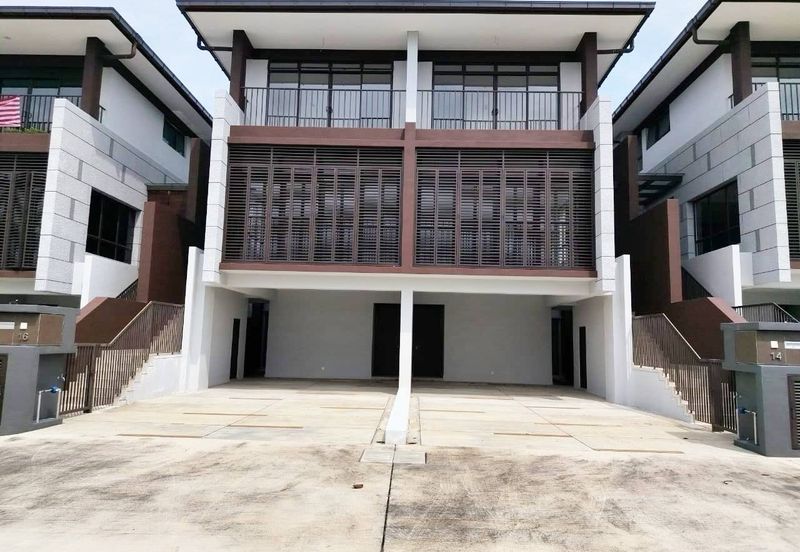 3 Storey Terrace Type B Fasa 2 The Mulia Residences Cyberjaya For Sale