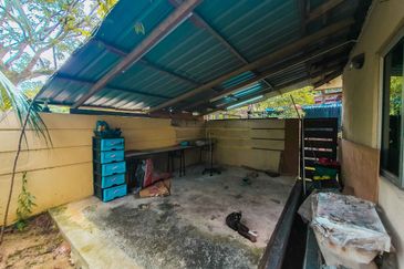 CORNERLOT Triple Storey Terrace Subang Bestari U5 Shah Alam For Sale