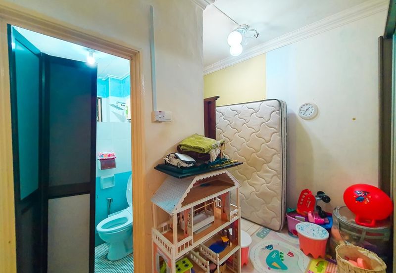 CORNERLOT Triple Storey Terrace Subang Bestari U5 Shah Alam For Sale