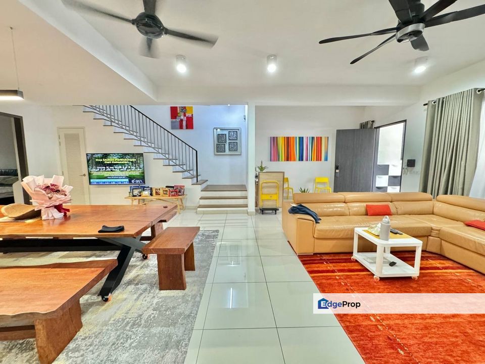 [RENOVATED] Superlink Terrace Lagenda Gardens Jalan Teratak Bukit Jelutong, Selangor, Shah Alam