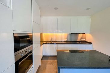 EN BLOC CONDOMINIUM at Bangsar for SALE