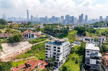 EN BLOC CONDOMINIUM at Bangsar for SALE