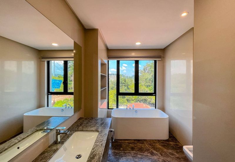 EN BLOC CONDOMINIUM at Bangsar for SALE