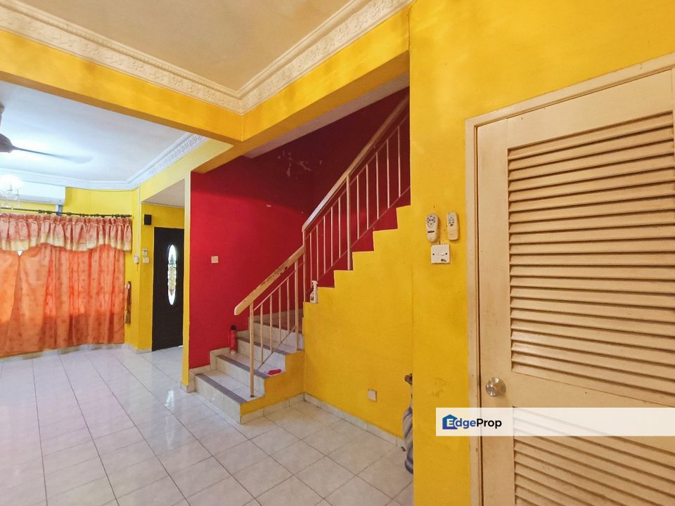 [FACING OPEN] Double Storey Terrace Desa Latania Seksyen 36 Shah Alam, Selangor, Shah Alam