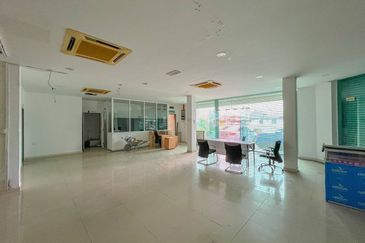 Bandar Tun Razak Business Centre