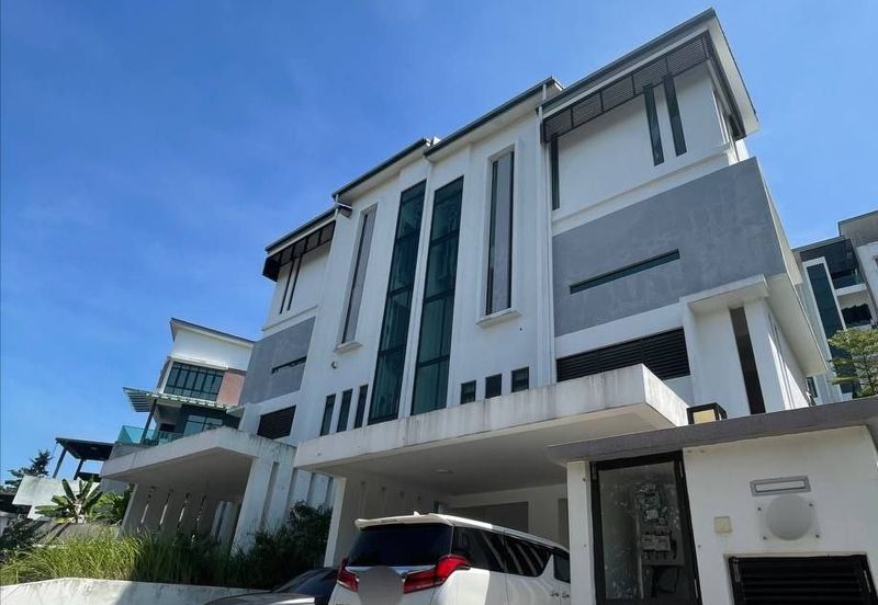 Kingsley Hills @ Putra Heights