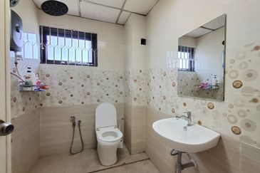 Seksyen 11, Shah Alam