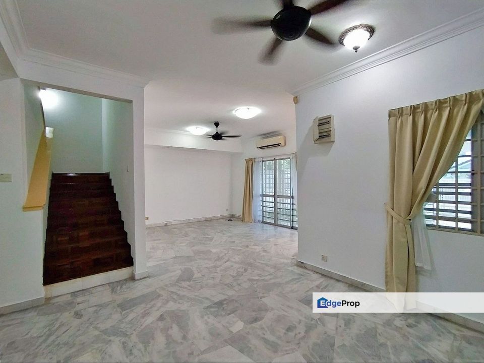 Putra Height Subang Jaya Near LRT Double Storey Terrace House For Sale, Selangor, Subang Jaya