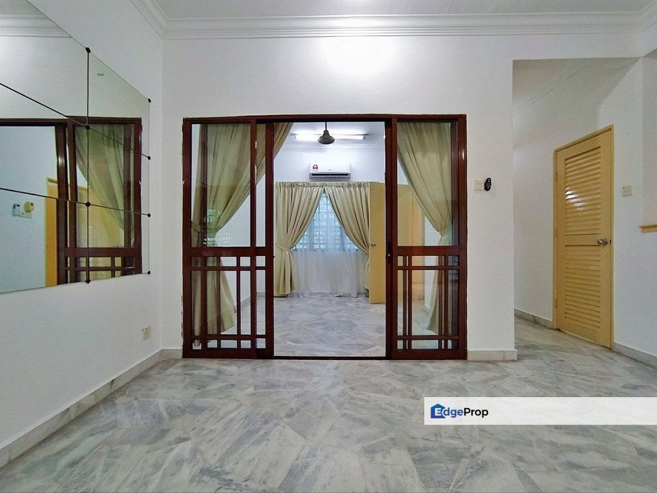 Putra Height Subang Jaya Near LRT Double Storey Terrace House For Sale, Selangor, Subang Jaya