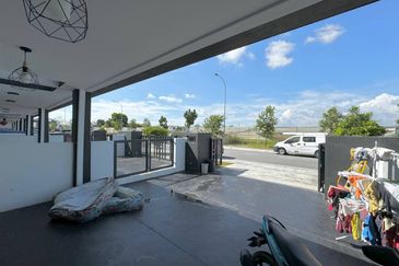 Lumira 2 by Sime Darby