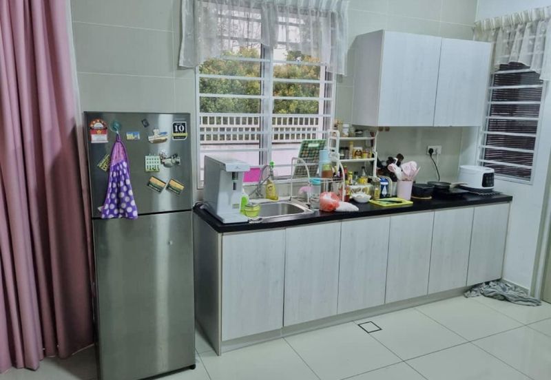 Ariza Elmina Gardens