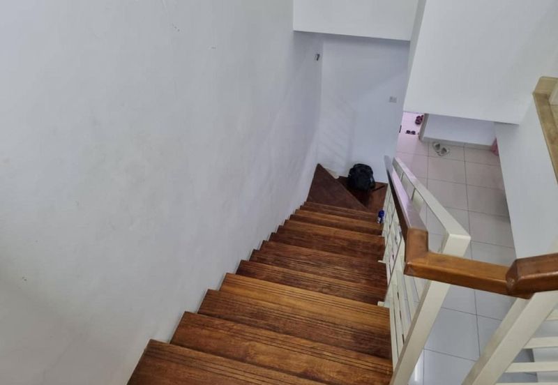 Ariza Elmina Gardens