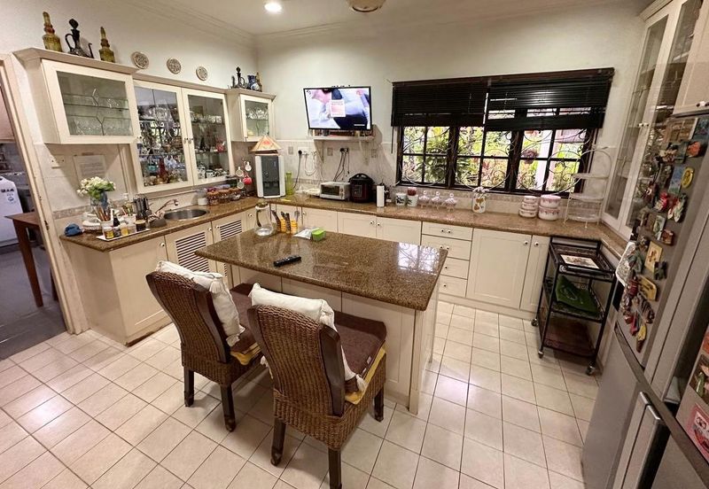 Seksyen 8, Kota Damansara