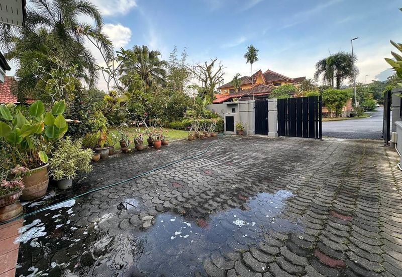 Seksyen 8, Kota Damansara