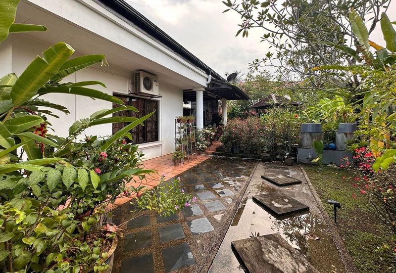 Seksyen 8, Kota Damansara