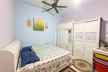 Desa Salak Akasia, Sepang