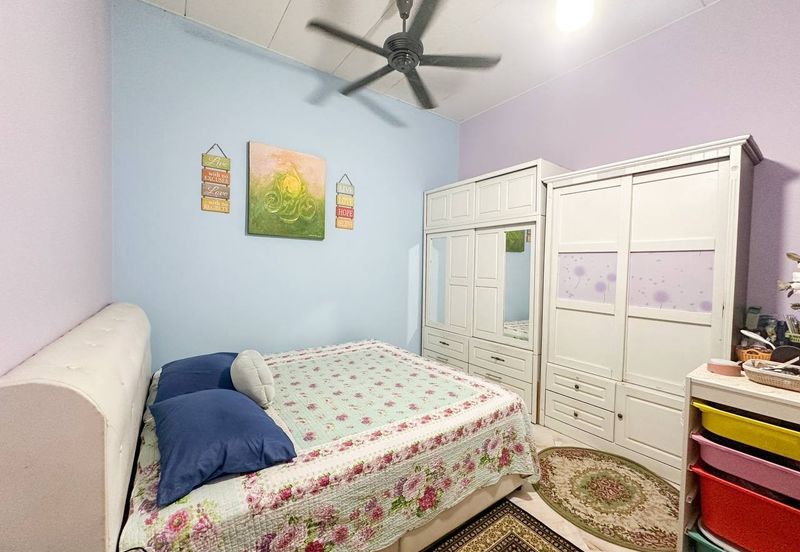 Desa Salak Akasia, Sepang