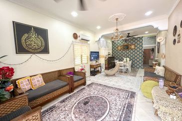 Desa Salak Akasia, Sepang