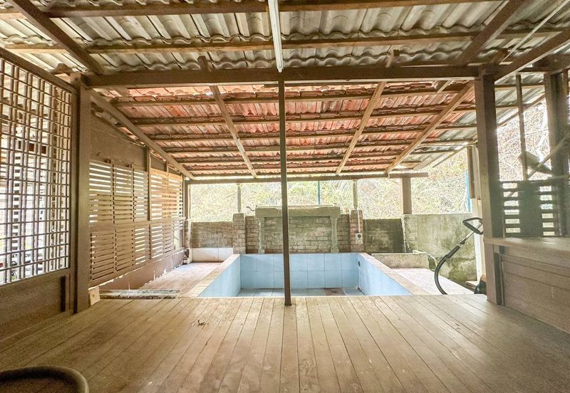 Desa Salak Akasia, Sepang