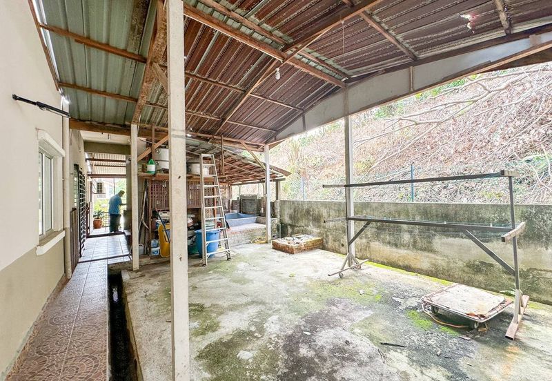 Desa Salak Akasia, Sepang