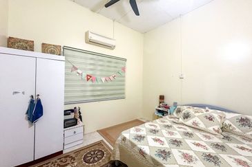 Desa Salak Akasia, Sepang