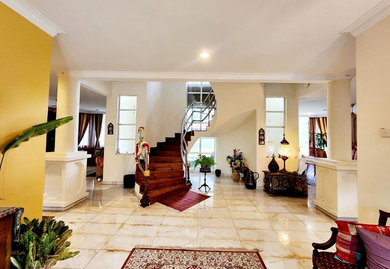 KGSAAS Golf Club, Seksyen 13