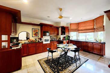 KGSAAS Golf Club, Seksyen 13