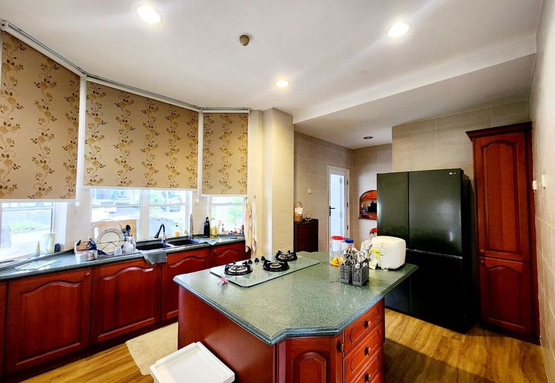 KGSAAS Golf Club, Seksyen 13