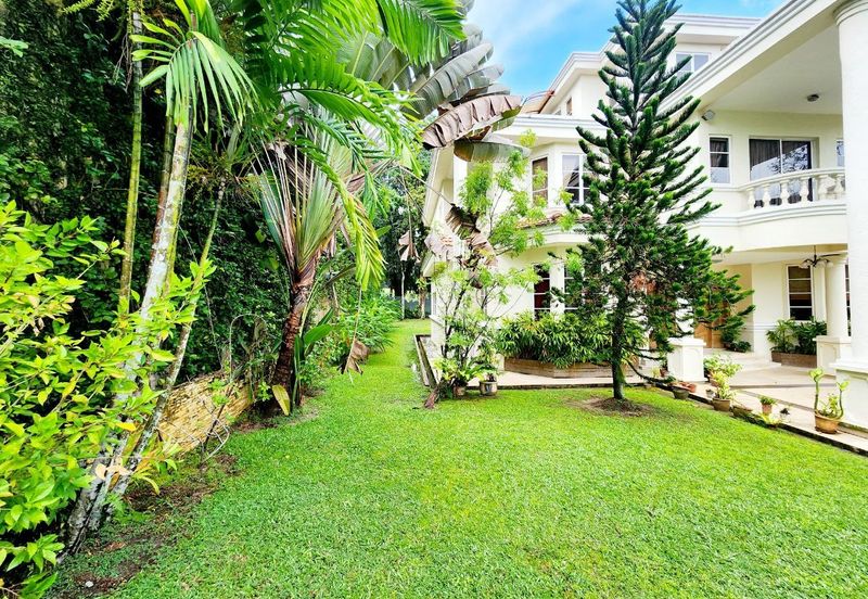 KGSAAS Golf Club, Seksyen 13