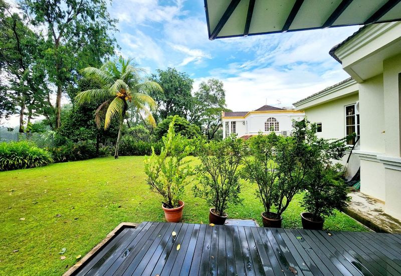 KGSAAS Golf Club, Seksyen 13