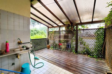 KGSAAS Golf Club, Seksyen 13