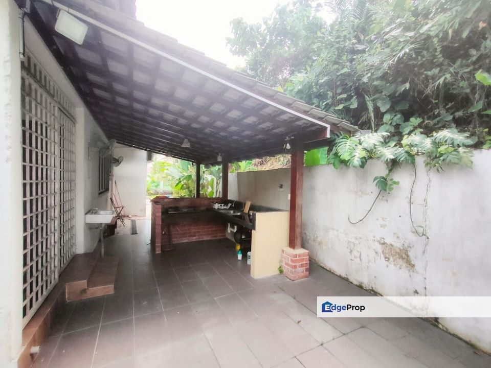 Seksyen 9 Shah Alam Renovated Single Storey Bungalow For Sale, Selangor, Shah Alam