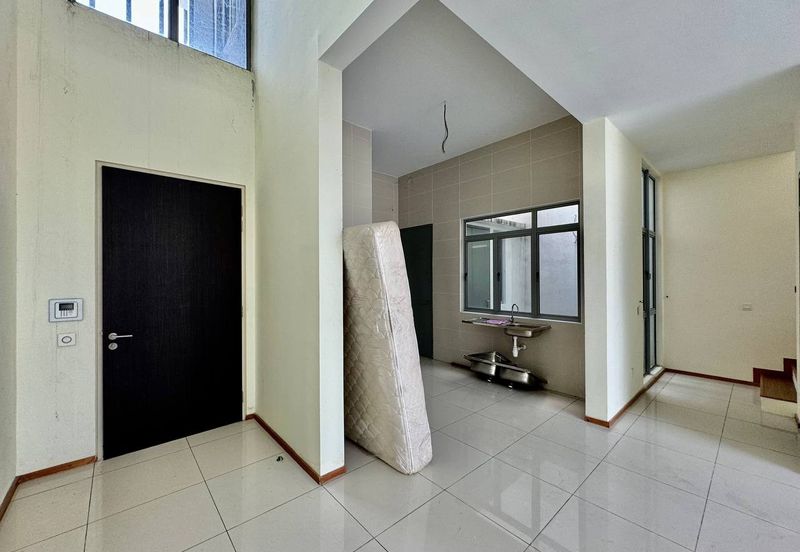 Symphony Hills Schumann