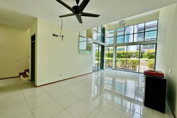 Symphony Hills Schumann