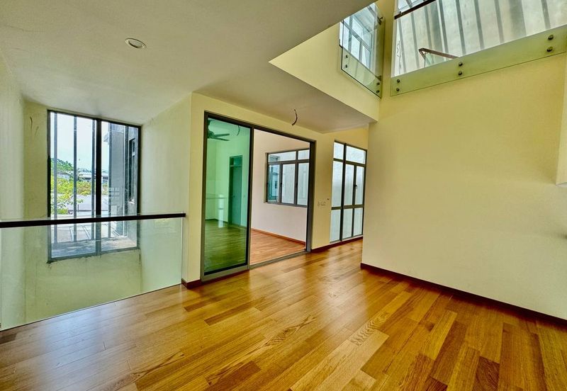 Symphony Hills Schumann