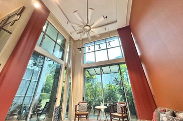 Symphony Hills Schubert