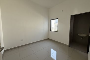 Casira 3 @ Bandar Bukit Raja