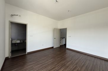 Casira 3 @ Bandar Bukit Raja