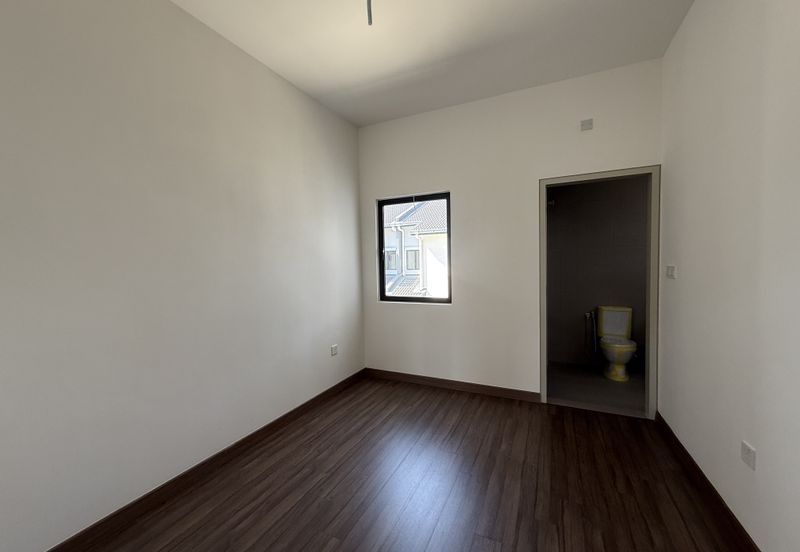 Casira 3 @ Bandar Bukit Raja *