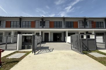 Casira 3 @ Bandar Bukit Raja