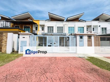 Shah Alam Seksyen 13 D'Kayangan Double Storey Superlink House For Sale, Selangor, Shah Alam