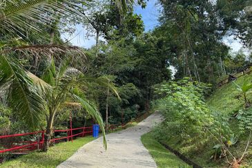 Pekan Ulu Yam (Lama)