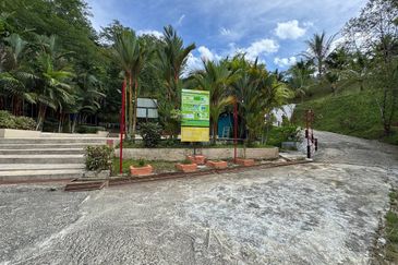 Pekan Ulu Yam (Lama)