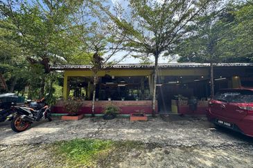 Pekan Ulu Yam (Lama)