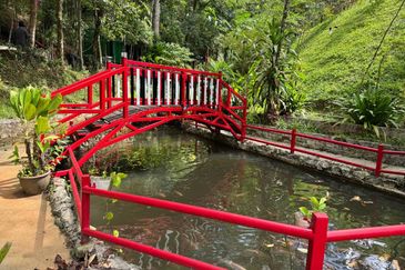 Pekan Ulu Yam (Lama)