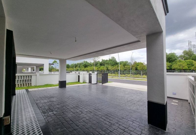 Hevea Elmina Gardens