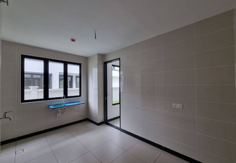 Hevea Elmina Gardens