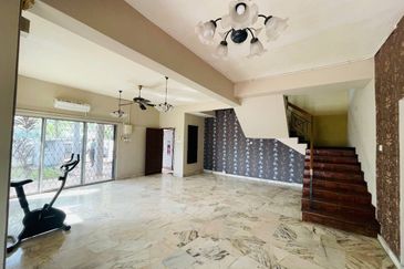 Jalan Paladium 7/33B